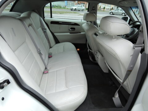 Limuzína Lincoln Town Car 5