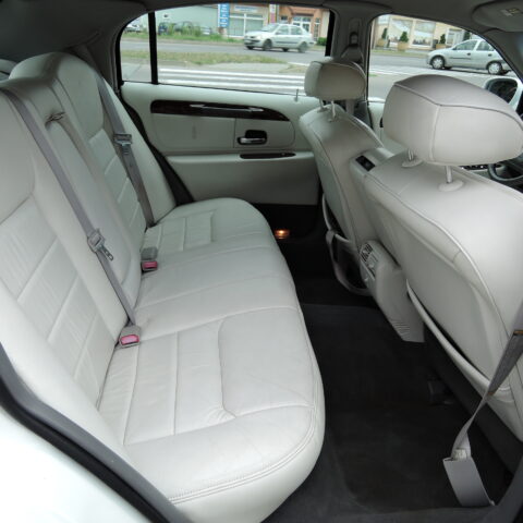 Limuzína Lincoln Town Car 5