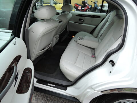 Limuzína Lincoln Town Car 5