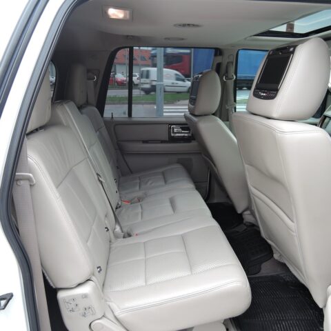 SUV Lincoln Navigator Long
