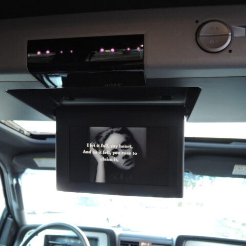 SUV Lincoln Navigator 7