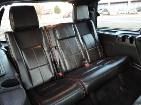 SUV Lincoln Navigator 7